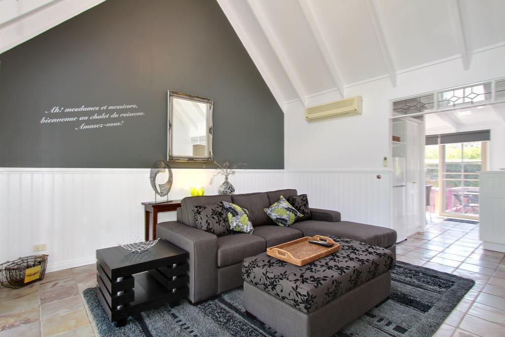 Creek Cottage Bed And Breakfast Traralgon Ngoại thất bức ảnh